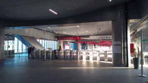 acesso embarque estacao aeroporto