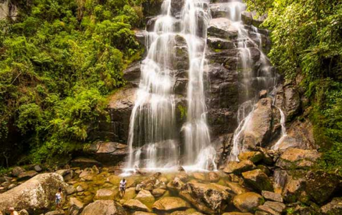 Poços de Caldas: Cachoeira Véu das Noivas